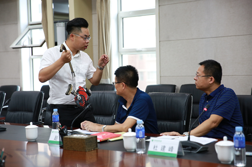 1740454388390607.jpg 1620283721105501.jpg